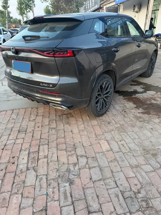 2024 ChangAn UNI-Z 1.5L 98HP L4 E-CVT PHEV 18.4KWH,autocango,china used car exporter,china ev exporter,chinese used car exporter,chinese used ev exporter