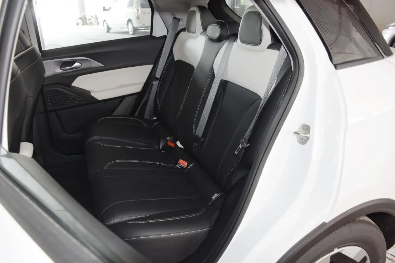 2024 Geometry E BEV 39.3KWH,autocango,china used car exporter,china ev exporter,chinese used car exporter,chinese used ev exporter