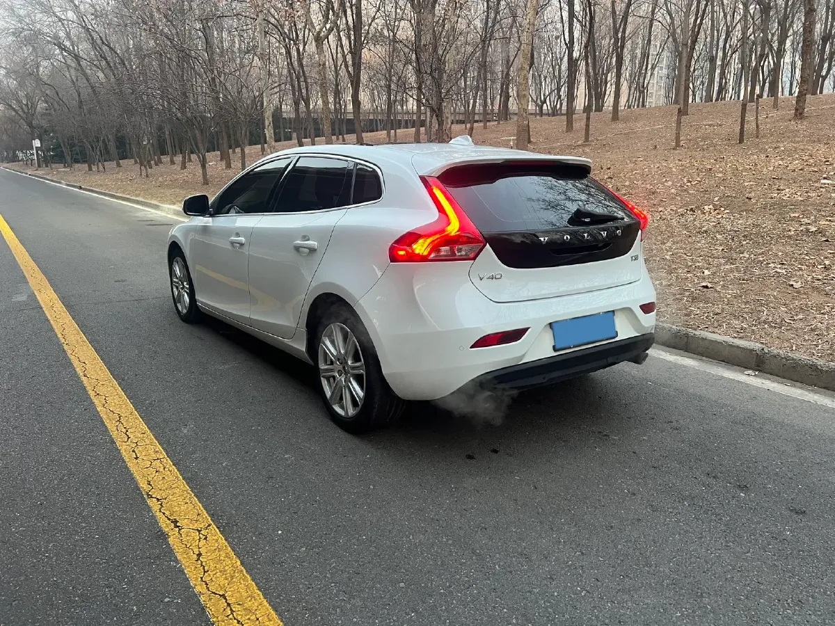 2019 Ford Taurus 2.0T 245HP L4 8AT,autocango,china used car exporter,china ev exporter,chinese used car exporter,chinese used ev exporter