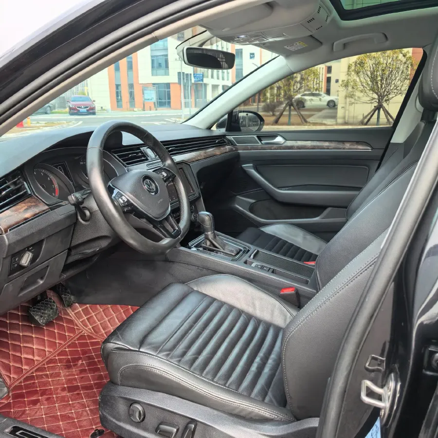 2019 Volkswagen Magotan 2.0T 186HP L4 7DCT,autocango,china used car exporter,china ev exporter,chinese used car exporter,chinese used ev exporter