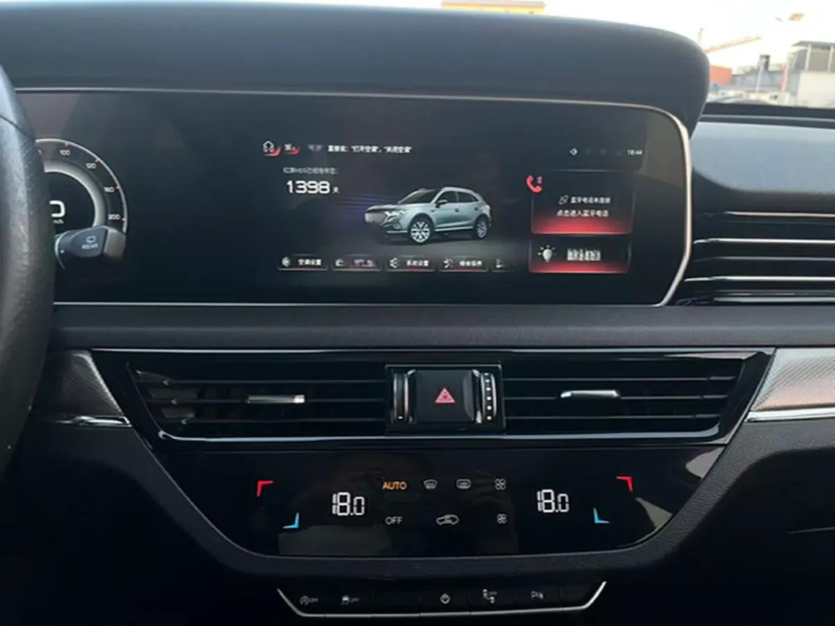 2022 HongQi HS5 2.0T 224HP L4 6AT,autocango,china used car exporter,china ev exporter,chinese used car exporter,chinese used ev exporter