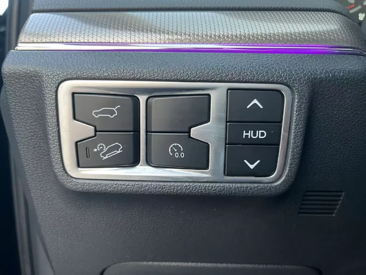 2022 HongQi HS5 2.0T 224HP L4 6AT,autocango,china used car exporter,china ev exporter,chinese used car exporter,chinese used ev exporter