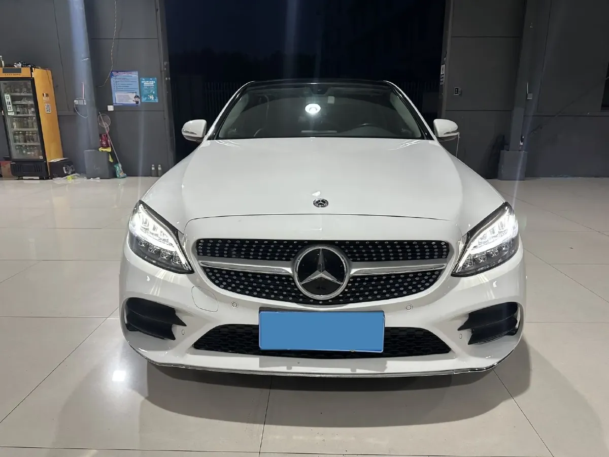 2020 Mercedes-Benz C Class 1.5T 184HP L4 9AT,autocango,china used car exporter,china ev exporter,chinese used car exporter,chinese used ev exporter