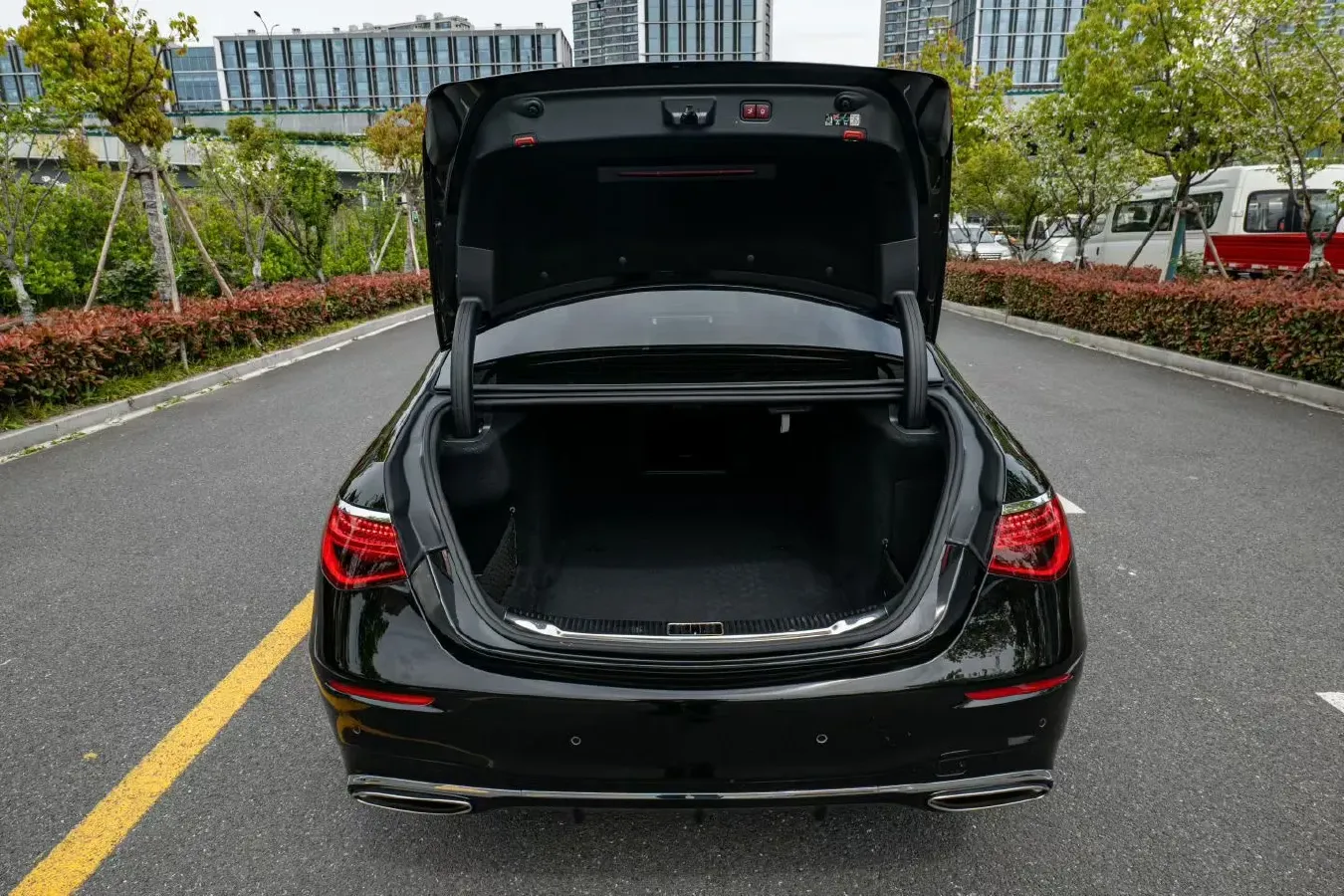 2022 Mercedes-Benz S Class 2.5T 313HP L6 9AT,autocango,china used car exporter,china ev exporter,chinese used car exporter,chinese used ev exporter