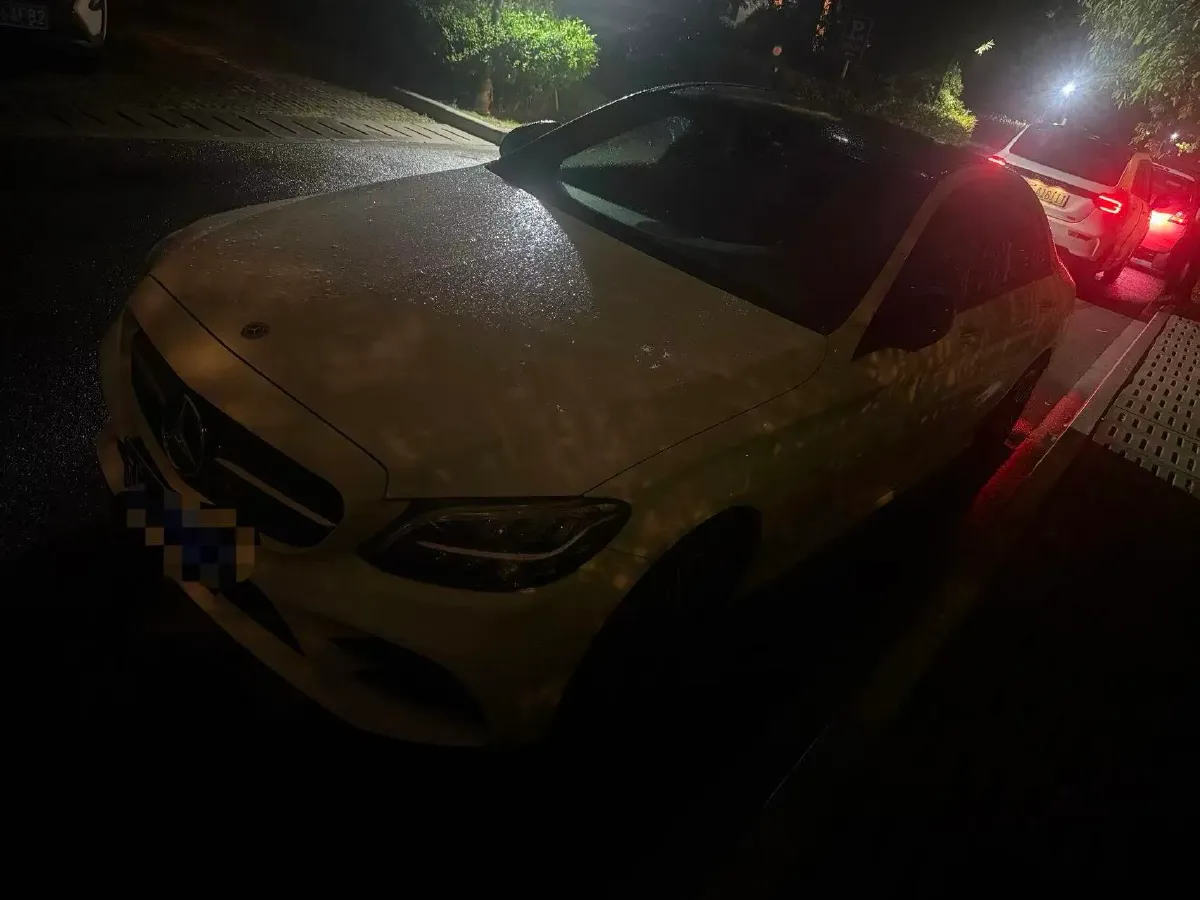 2021 Mercedes-Benz C Class 1.5T 184HP L4 9AT,autocango,china used car exporter,china ev exporter,chinese used car exporter,chinese used ev exporter