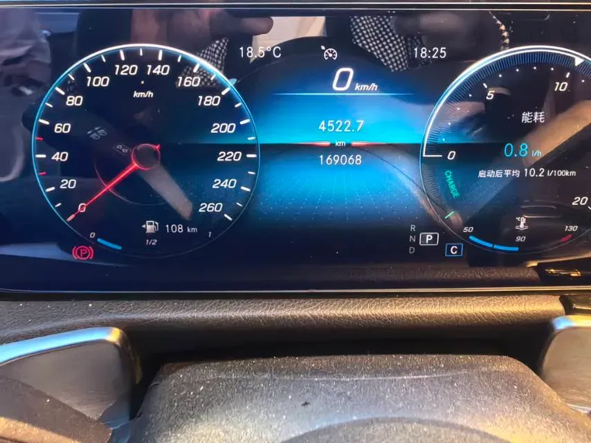 2021 Mercedes-Benz GLB Class 1.3T 136HP L4 7DCT,autocango,china used car exporter,china ev exporter,chinese used car exporter,chinese used ev exporter