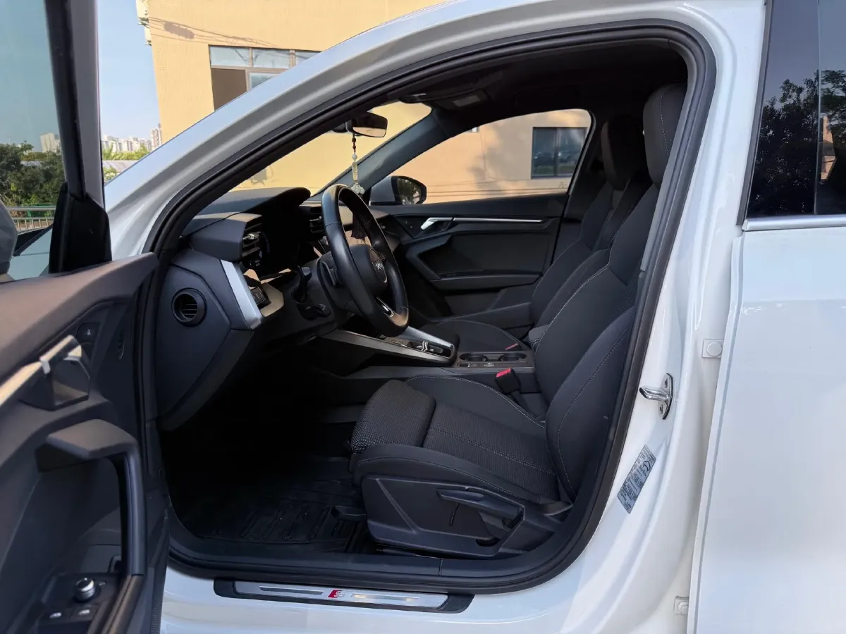 2023 Audi A3 1.4T 150HP L4 7DCT,autocango,china used car exporter,china ev exporter,chinese used car exporter,chinese used ev exporter