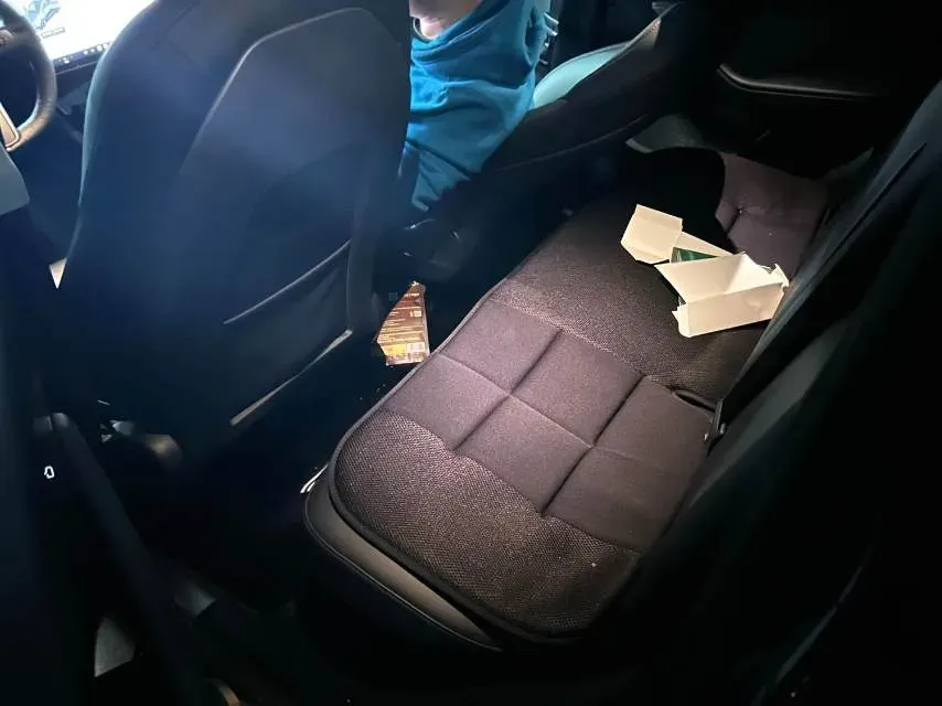 2021 Tesla Model Y BEV 76.8KWH,autocango,china used car exporter,china ev exporter,chinese used car exporter,chinese used ev exporter