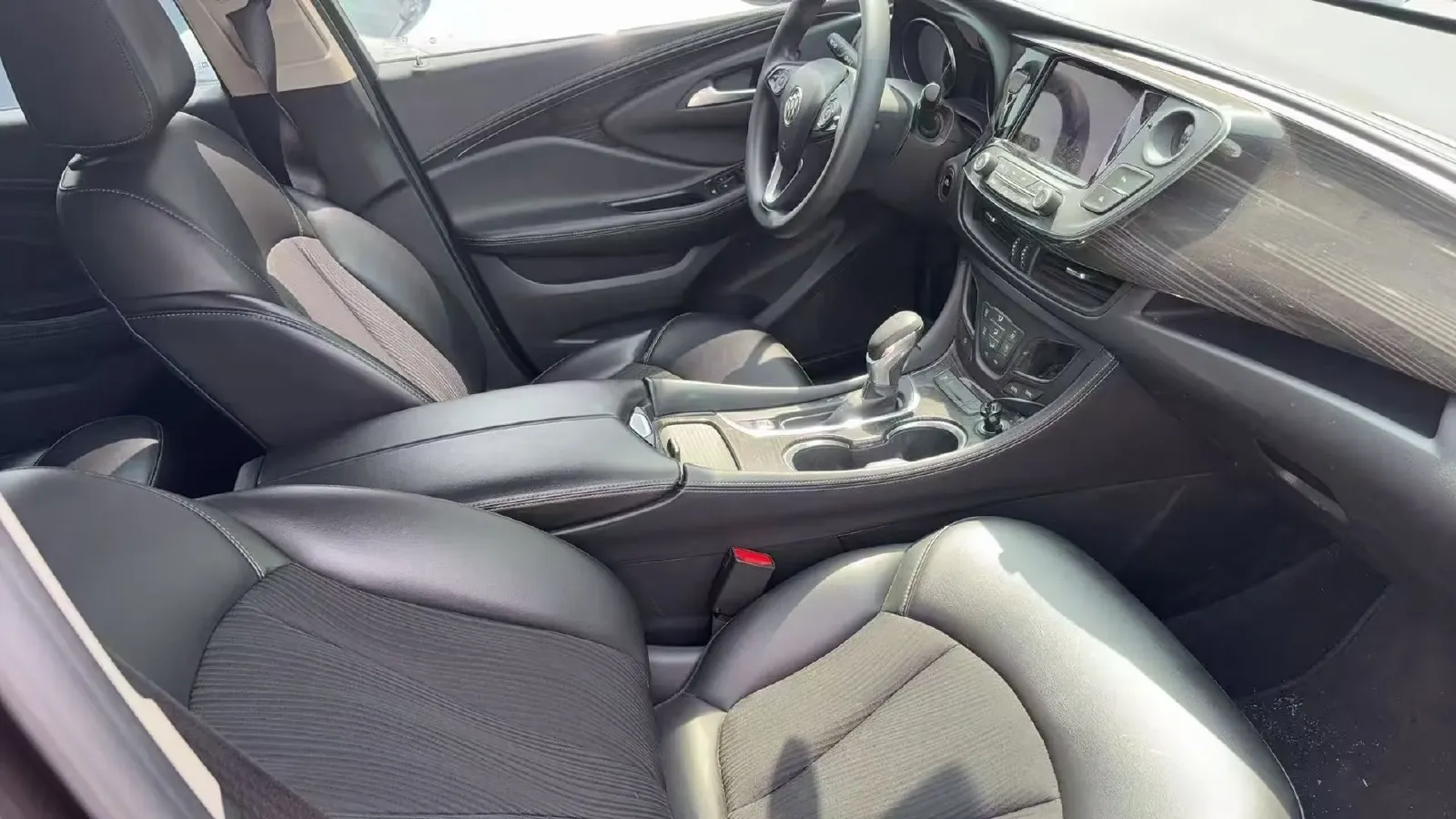 2020 Buick EnvisionPlus 1.5T 169HP L4 7DCT,autocango,china used car exporter,china ev exporter,chinese used car exporter,chinese used ev exporter