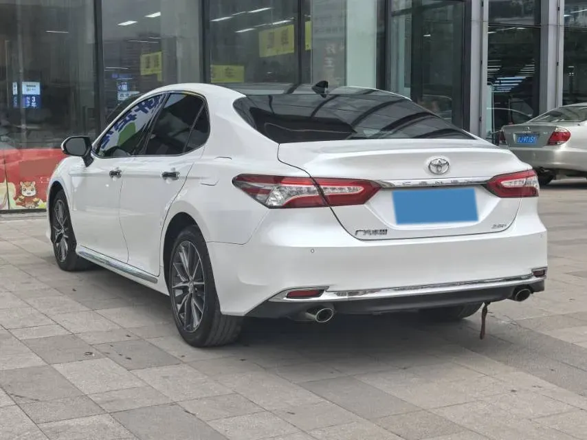 2023 Toyota Camry 2.5L 207HP L4 8AT,autocango,china used car exporter,china ev exporter,chinese used car exporter,chinese used ev exporter