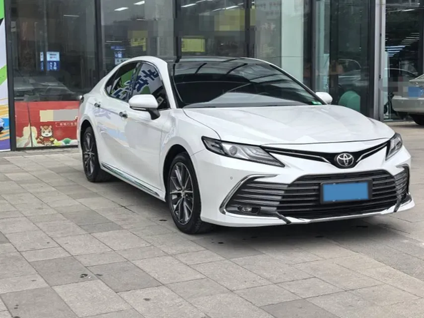 2023 Toyota Camry 2.5L 207HP L4 8AT,autocango,china used car exporter,china ev exporter,chinese used car exporter,chinese used ev exporter