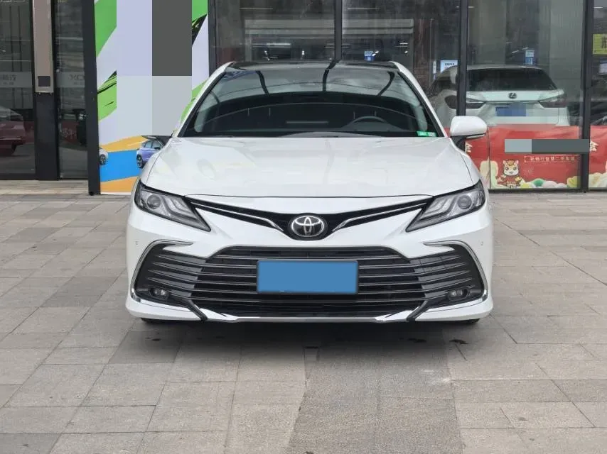 2023 Toyota Camry 2.5L 207HP L4 8AT,autocango,china used car exporter,china ev exporter,chinese used car exporter,chinese used ev exporter