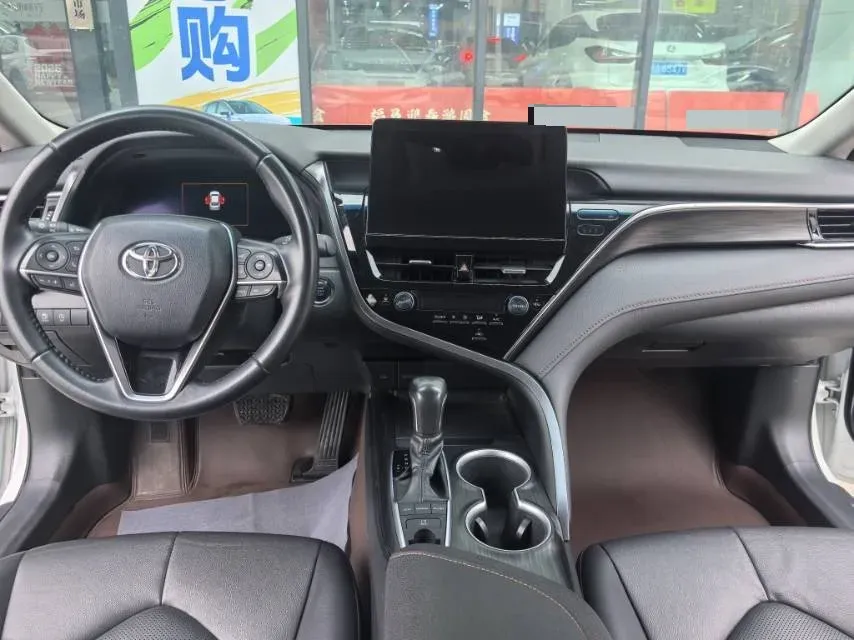 2023 Toyota Camry 2.5L 207HP L4 8AT,autocango,china used car exporter,china ev exporter,chinese used car exporter,chinese used ev exporter