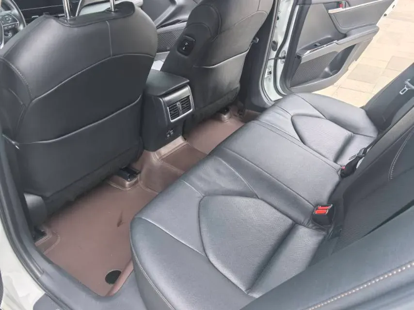 2023 Toyota Camry 2.5L 207HP L4 8AT,autocango,china used car exporter,china ev exporter,chinese used car exporter,chinese used ev exporter