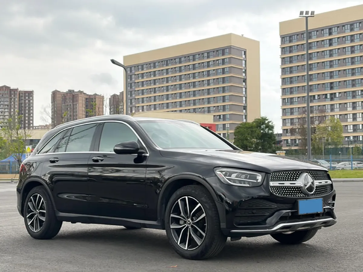 2021 Mercedes-Benz GLC Class 2.0T 197HP L4 9AT,autocango,china used car exporter,china ev exporter,chinese used car exporter,chinese used ev exporter