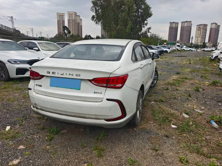 2022 Bestune B70 2.0T 224HP L4 6AT,autocango,china used car exporter,china ev exporter,chinese used car exporter,chinese used ev exporter