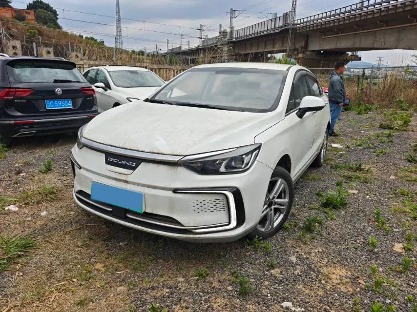 2022 Bestune B70 2.0T 224HP L4 6AT,autocango,china used car exporter,china ev exporter,chinese used car exporter,chinese used ev exporter