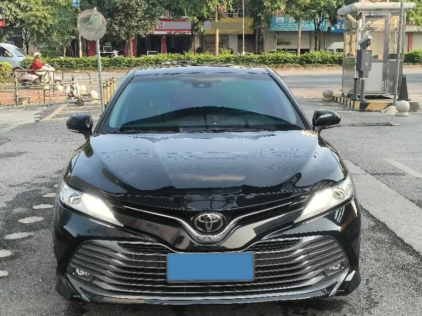 2019 Toyota Camry 2.0L 178HP L4 CVT,autocango,china used car exporter,china ev exporter,chinese used car exporter,chinese used ev exporter