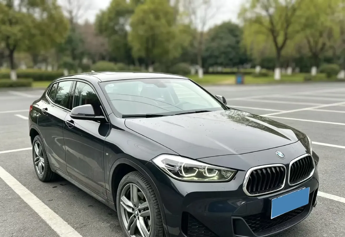 2021 BMW X2 2.0T 192HP L4 7DCT,autocango,china used car exporter,china ev exporter,chinese used car exporter,chinese used ev exporter