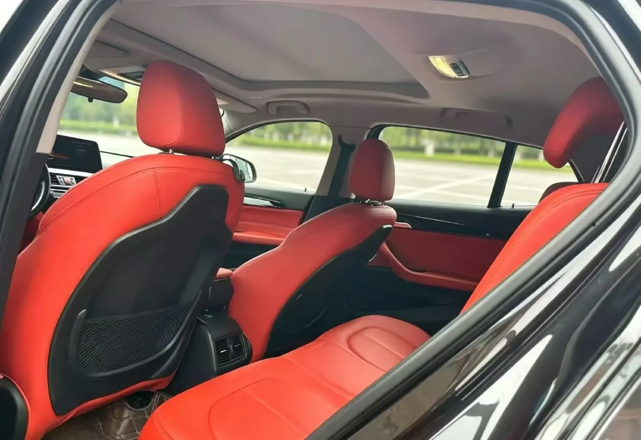 2021 BMW X2 2.0T 192HP L4 7DCT,autocango,china used car exporter,china ev exporter,chinese used car exporter,chinese used ev exporter