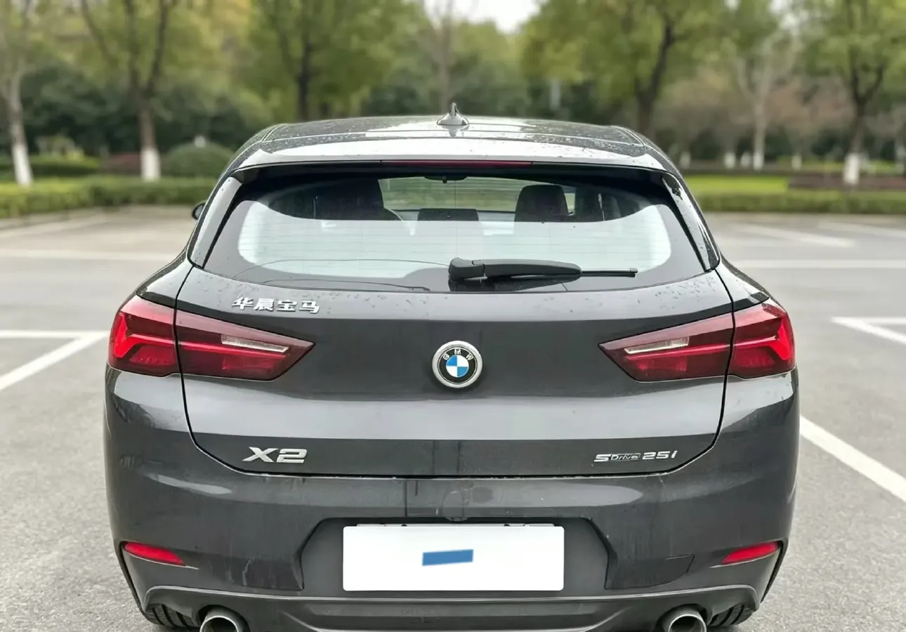 2021 BMW X2 2.0T 192HP L4 7DCT,autocango,china used car exporter,china ev exporter,chinese used car exporter,chinese used ev exporter