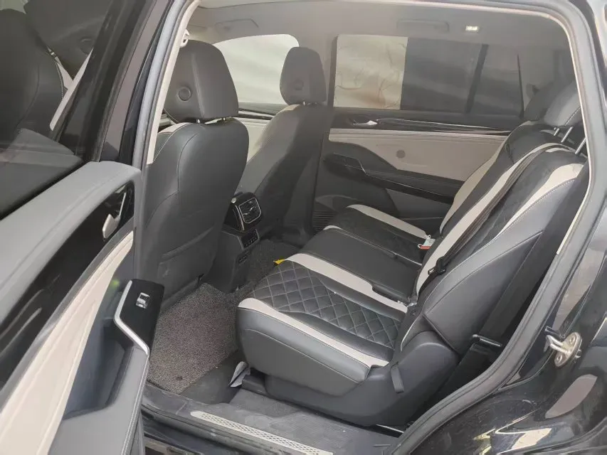 2021 Volkswagen ID.6 Crozz BEV 84.8KWH,autocango,china used car exporter,china ev exporter,chinese used car exporter,chinese used ev exporter