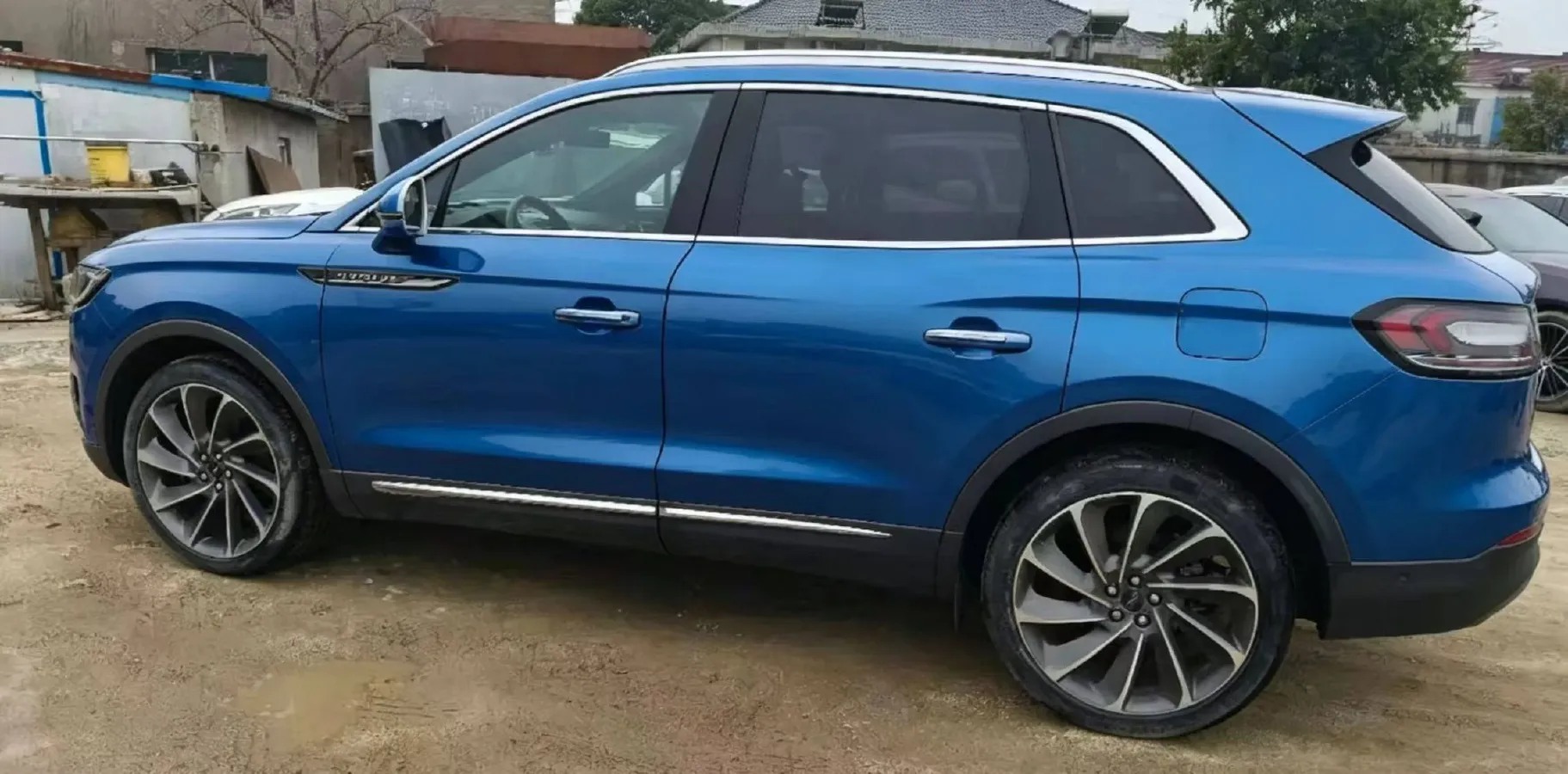 2019 Lincoln Nautilus 2.7T 329HP V6 8AT,autocango,china used car exporter,china ev exporter,chinese used car exporter,chinese used ev exporter