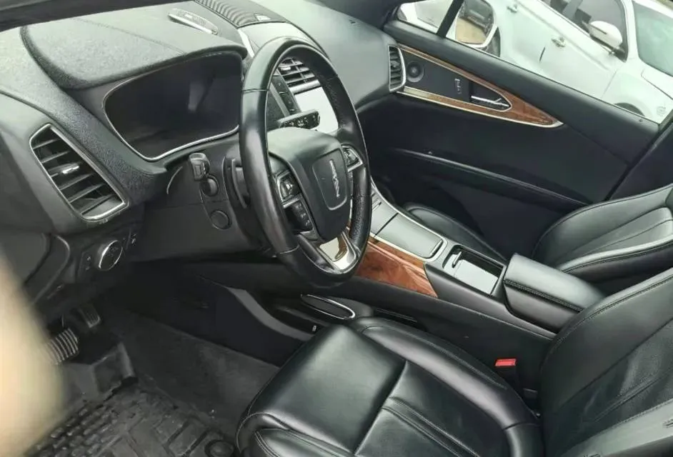 2019 Lincoln Nautilus 2.7T 329HP V6 8AT,autocango,china used car exporter,china ev exporter,chinese used car exporter,chinese used ev exporter