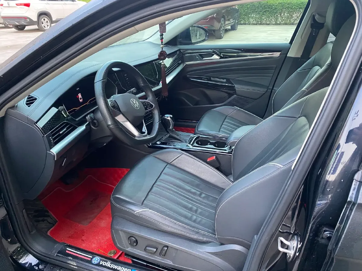 2023 Volkswagen Passat 2.0T 186HP L4 7DCT,autocango,china used car exporter,china ev exporter,chinese used car exporter,chinese used ev exporter