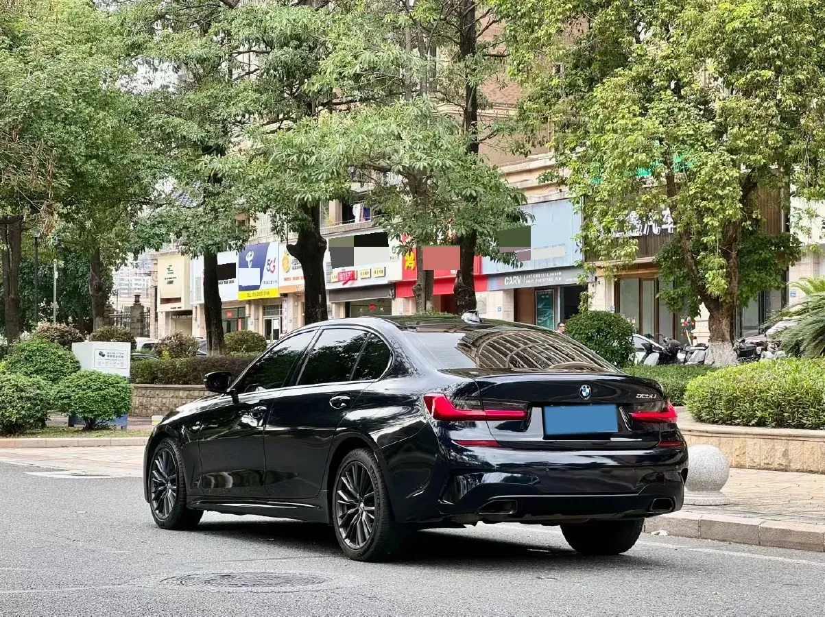 2022 BMW 3 Series 2.0T 156HP L4 8AT,autocango,china used car exporter,china ev exporter,chinese used car exporter,chinese used ev exporter