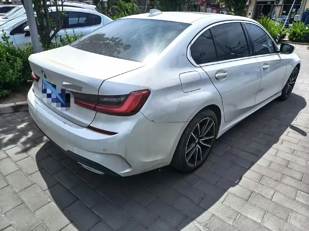 2021 BMW 3 Series 2.0T 156HP L4 8AT,autocango,china used car exporter,china ev exporter,chinese used car exporter,chinese used ev exporter