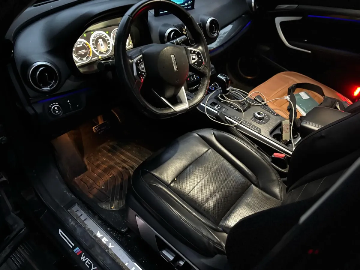 2017 WEY VV7 2.0T 234HP L4 7DCT,autocango,china used car exporter,china ev exporter,chinese used car exporter,chinese used ev exporter