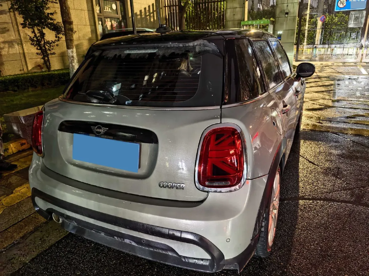 2022 MINI MINI 1.5T 136HP L3 7DCT,autocango,china used car exporter,china ev exporter,chinese used car exporter,chinese used ev exporter