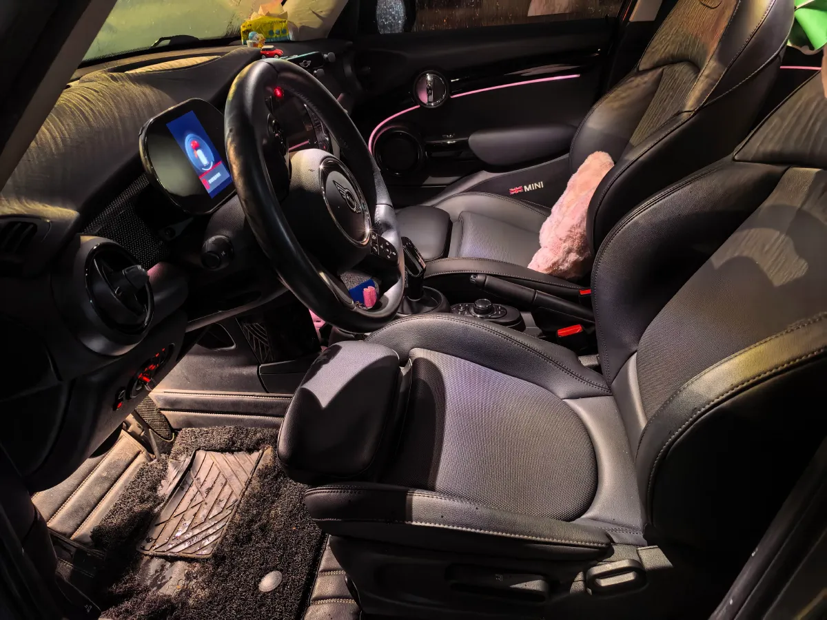 2022 MINI MINI 1.5T 136HP L3 7DCT,autocango,china used car exporter,china ev exporter,chinese used car exporter,chinese used ev exporter