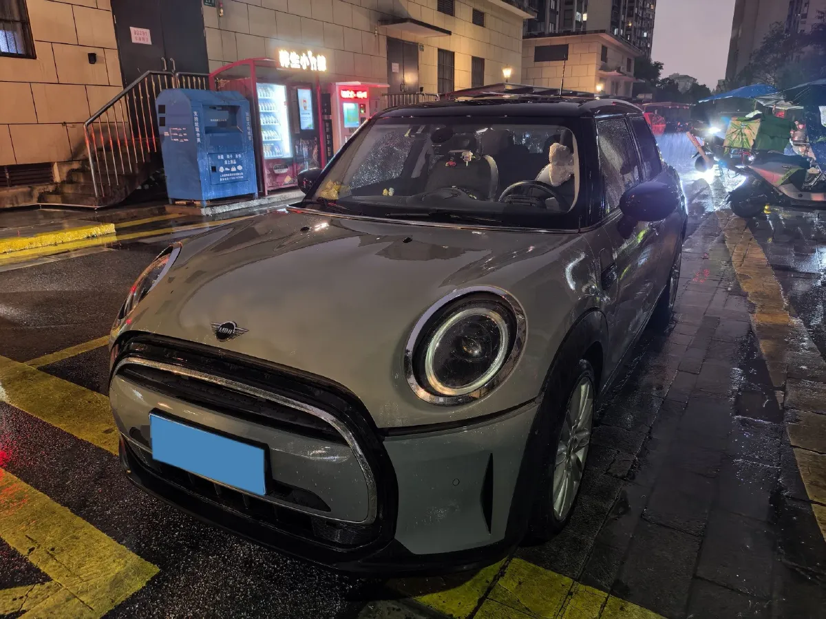 2022 MINI MINI 1.5T 136HP L3 7DCT,autocango,china used car exporter,china ev exporter,chinese used car exporter,chinese used ev exporter