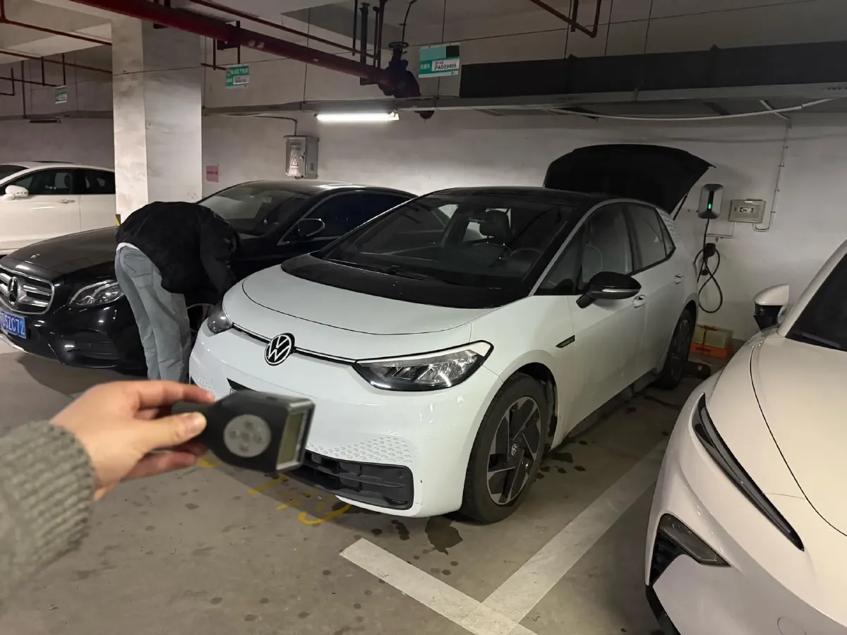 2023 Volkswagen ID.3 BEV 52.8KWH,autocango,china used car exporter,china ev exporter,chinese used car exporter,chinese used ev exporter