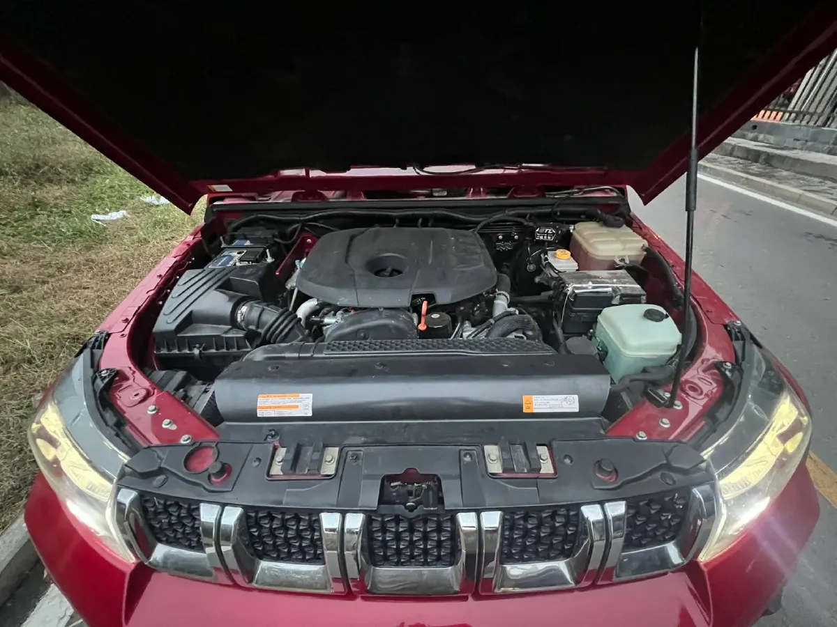 2020 Beijing BJ40 2.0T 224HP L4 8AT,autocango,china used car exporter,china ev exporter,chinese used car exporter,chinese used ev exporter