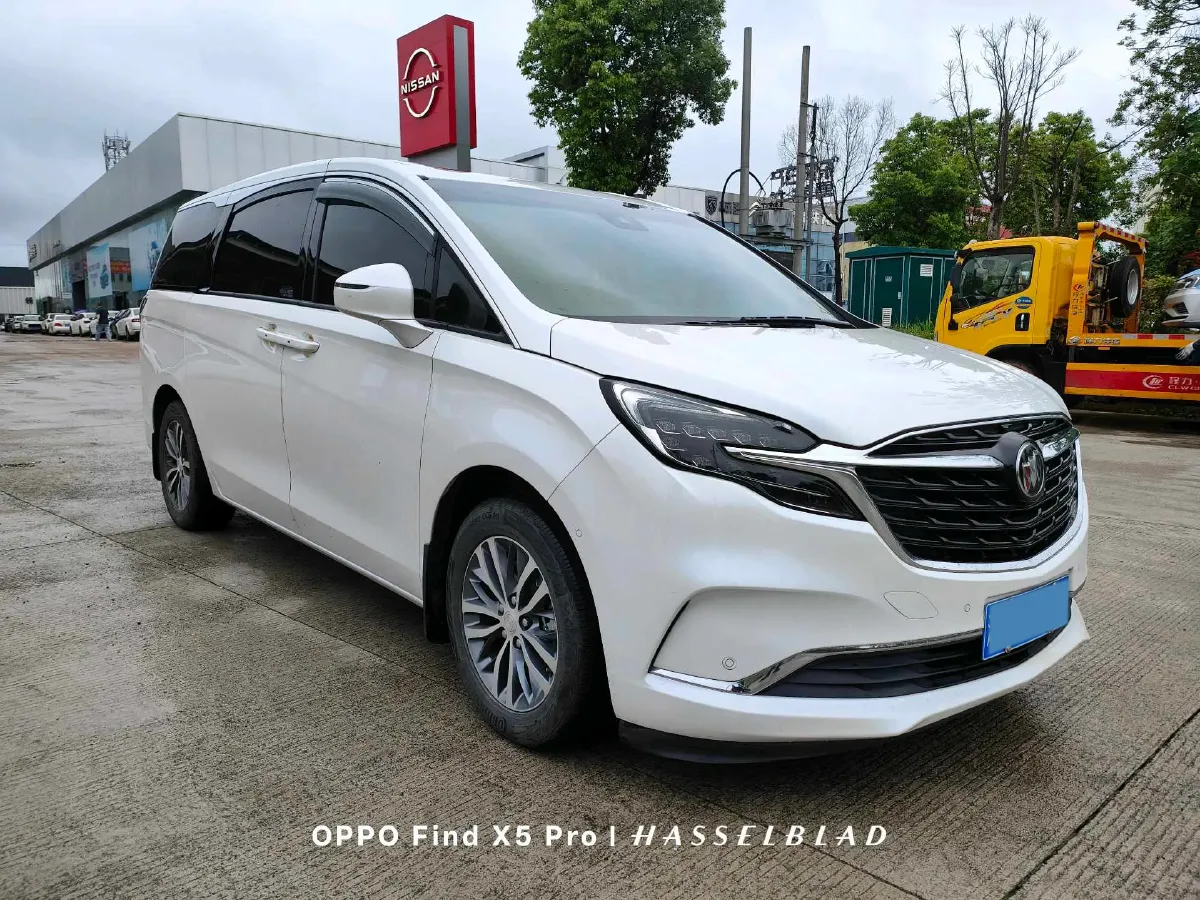 2022 Buick GL8 2.0T 237HP L4 9AT,autocango,china used car exporter,china ev exporter,chinese used car exporter,chinese used ev exporter