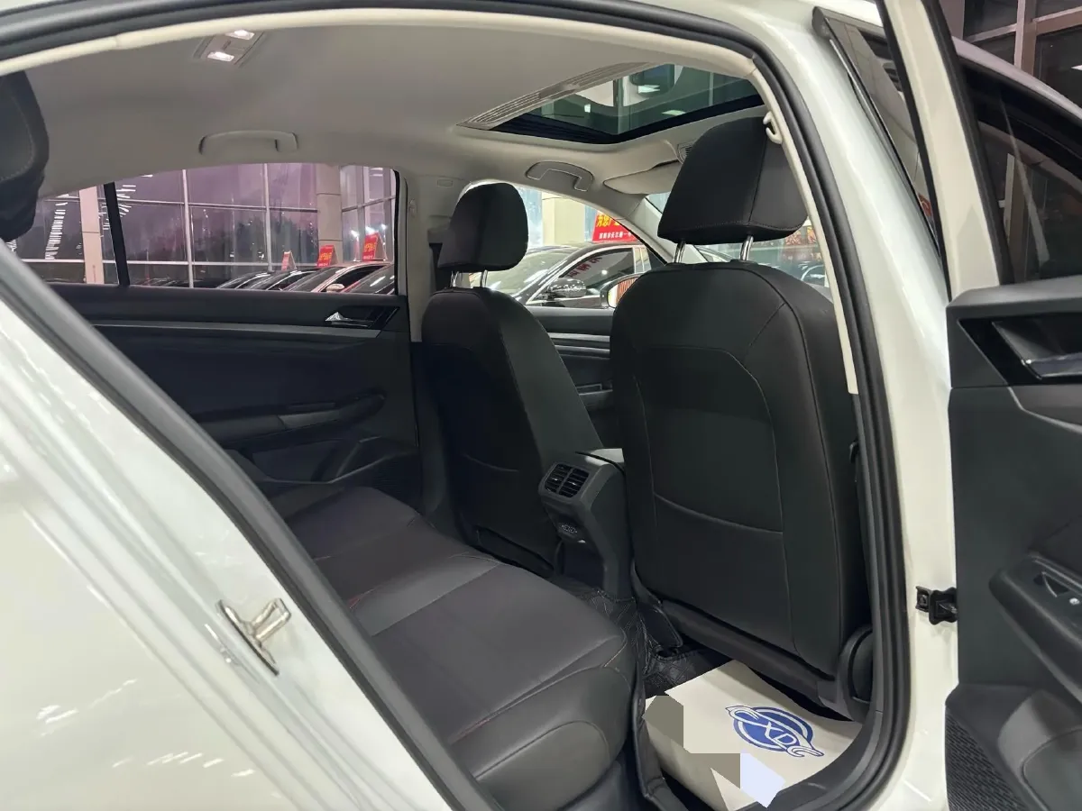 2020 Volkswagen Bora 1.5L 113HP L4 6AT,autocango,china used car exporter,china ev exporter,chinese used car exporter,chinese used ev exporter