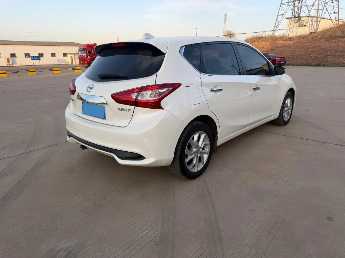 2021 Nissan Tiida 1.6L 122HP L4 CVT,autocango,china used car exporter,china ev exporter,chinese used car exporter,chinese used ev exporter