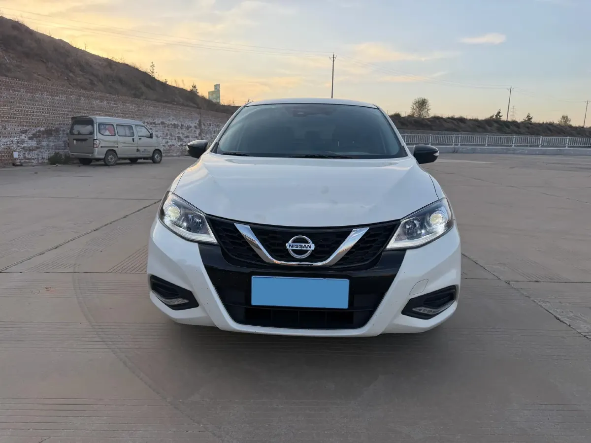 2021 Nissan Tiida 1.6L 122HP L4 CVT,autocango,china used car exporter,china ev exporter,chinese used car exporter,chinese used ev exporter