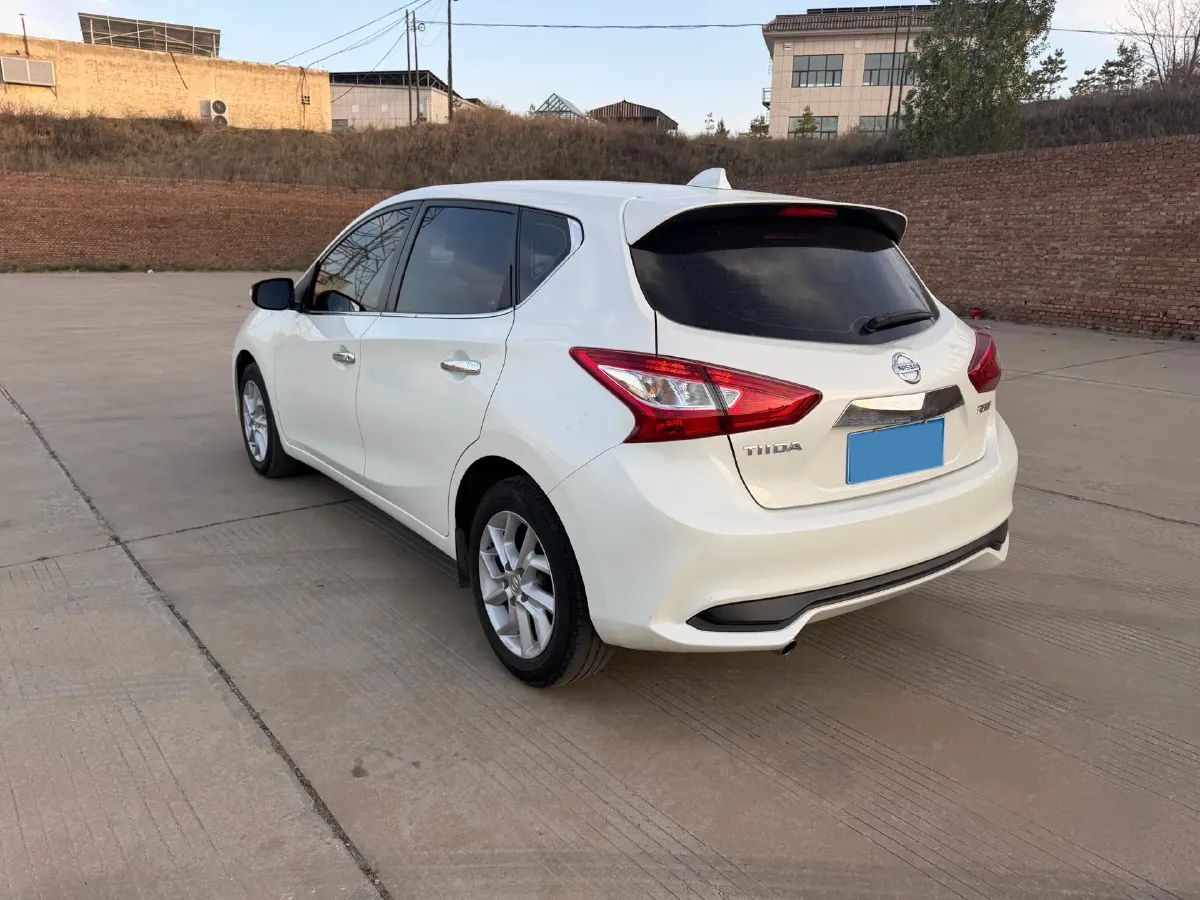 2021 Nissan Tiida 1.6L 122HP L4 CVT,autocango,china used car exporter,china ev exporter,chinese used car exporter,chinese used ev exporter