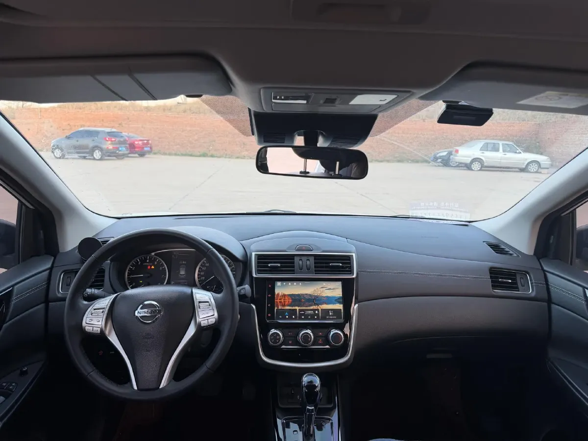 2021 Nissan Tiida 1.6L 122HP L4 CVT,autocango,china used car exporter,china ev exporter,chinese used car exporter,chinese used ev exporter