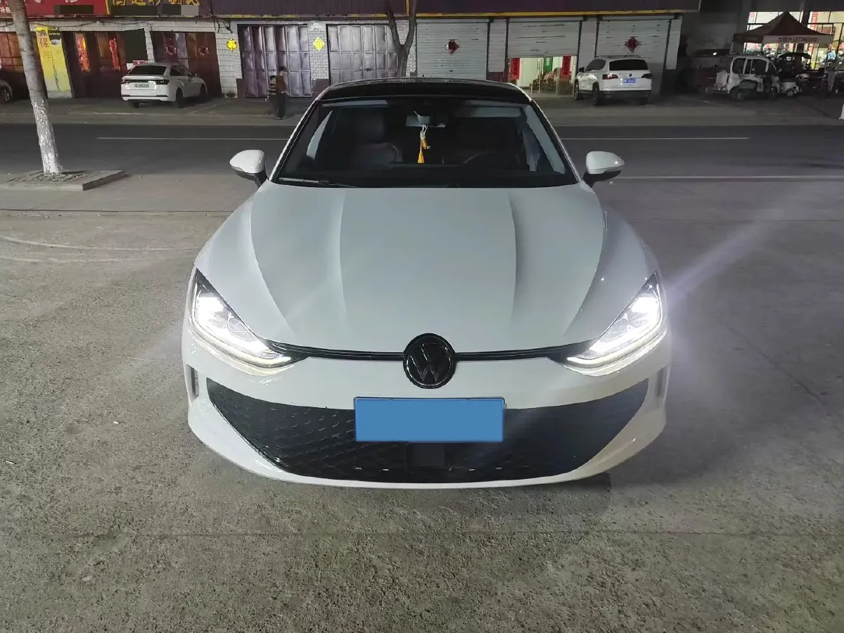2023 Volkswagen Lamando 1.4T 150HP L4 7DCT,autocango,china used car exporter,china ev exporter,chinese used car exporter,chinese used ev exporter