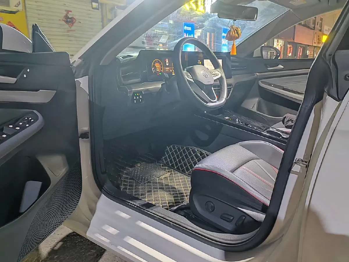 2023 Volkswagen Lamando 1.4T 150HP L4 7DCT,autocango,china used car exporter,china ev exporter,chinese used car exporter,chinese used ev exporter