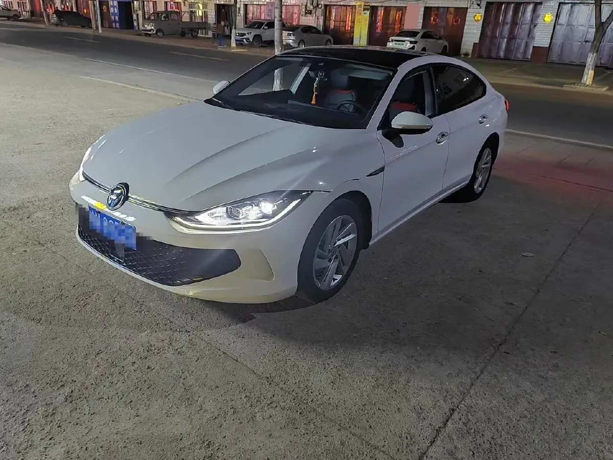 2023 Volkswagen Lamando 1.4T 150HP L4 7DCT,autocango,china used car exporter,china ev exporter,chinese used car exporter,chinese used ev exporter