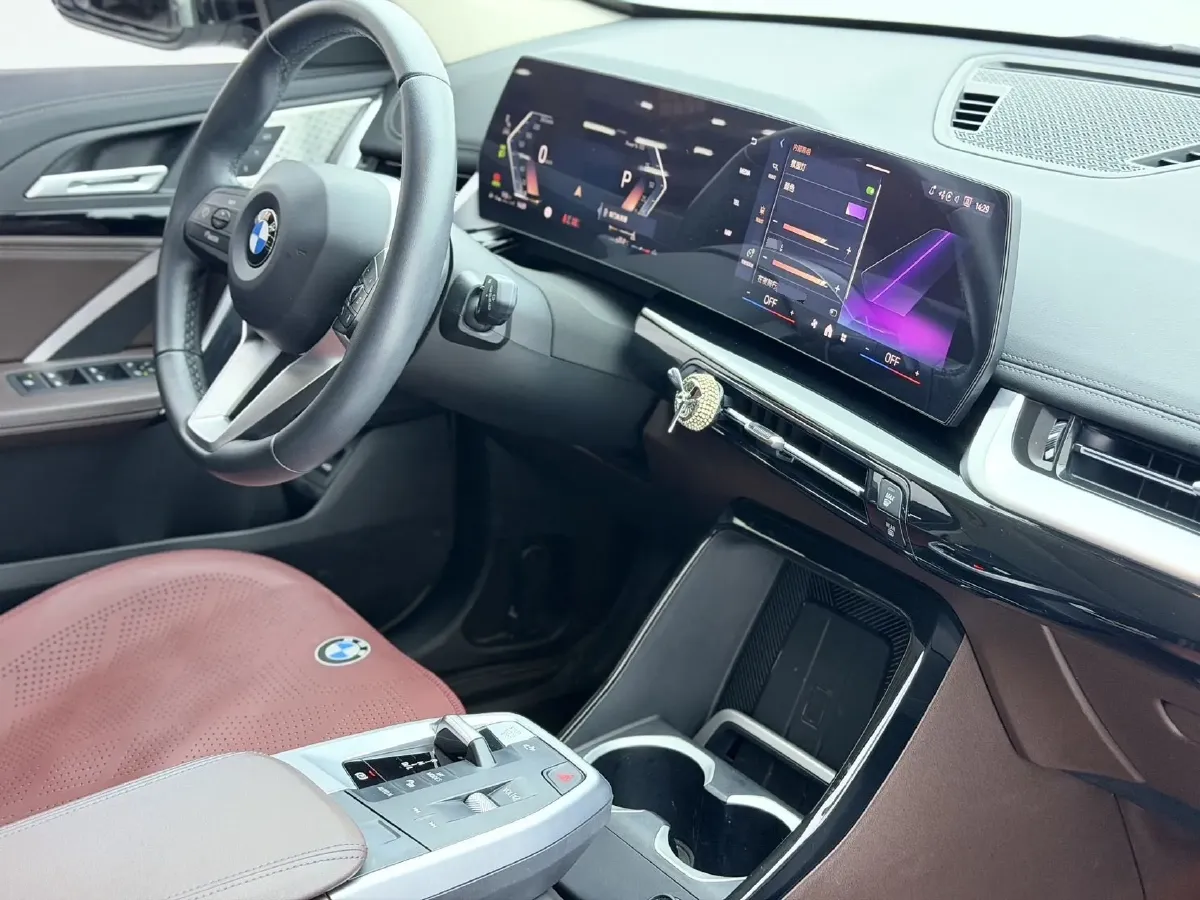 2024 BMW X1 2.0T 204HP L4 7DCT,autocango,china used car exporter,china ev exporter,chinese used car exporter,chinese used ev exporter