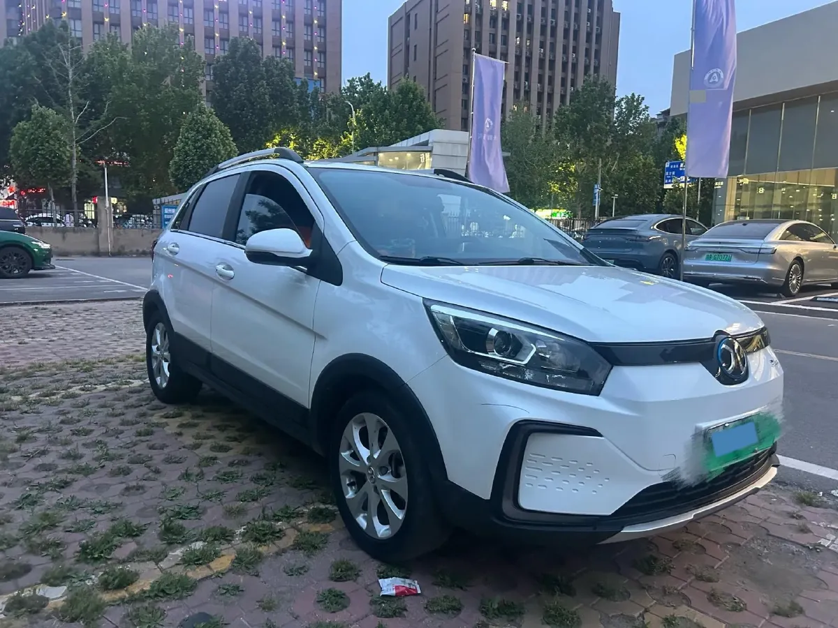 2019 BAIC BJEV EC5 BEV,autocango,china used car exporter,china ev exporter,chinese used car exporter,chinese used ev exporter