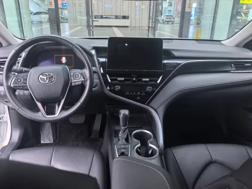 2021 Toyota Camry 2.5L 209HP L4 8AT,autocango,china used car exporter,china ev exporter,chinese used car exporter,chinese used ev exporter