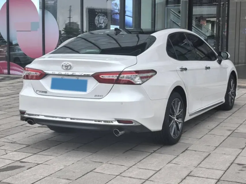 2021 Toyota Camry 2.5L 209HP L4 8AT,autocango,china used car exporter,china ev exporter,chinese used car exporter,chinese used ev exporter